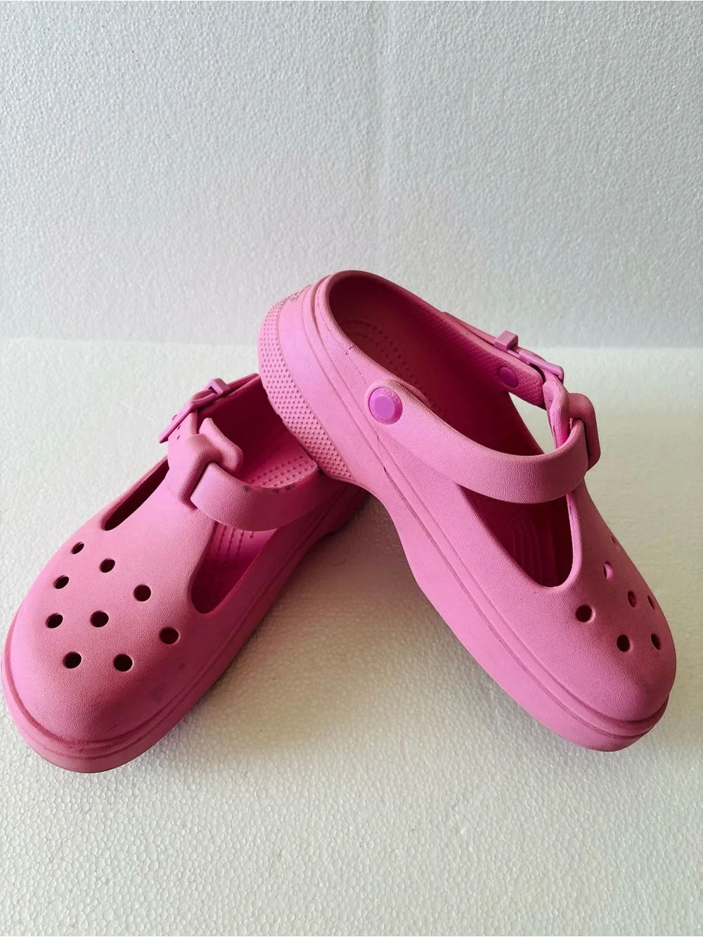 Kid’s Crocs Pink Mary Jane Foam Clogs